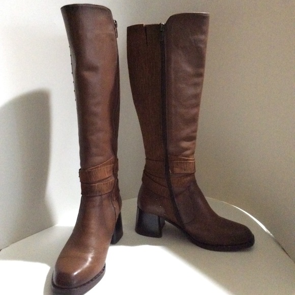 JBloom tall smooth and textured leather boots - Picture 2 of 16